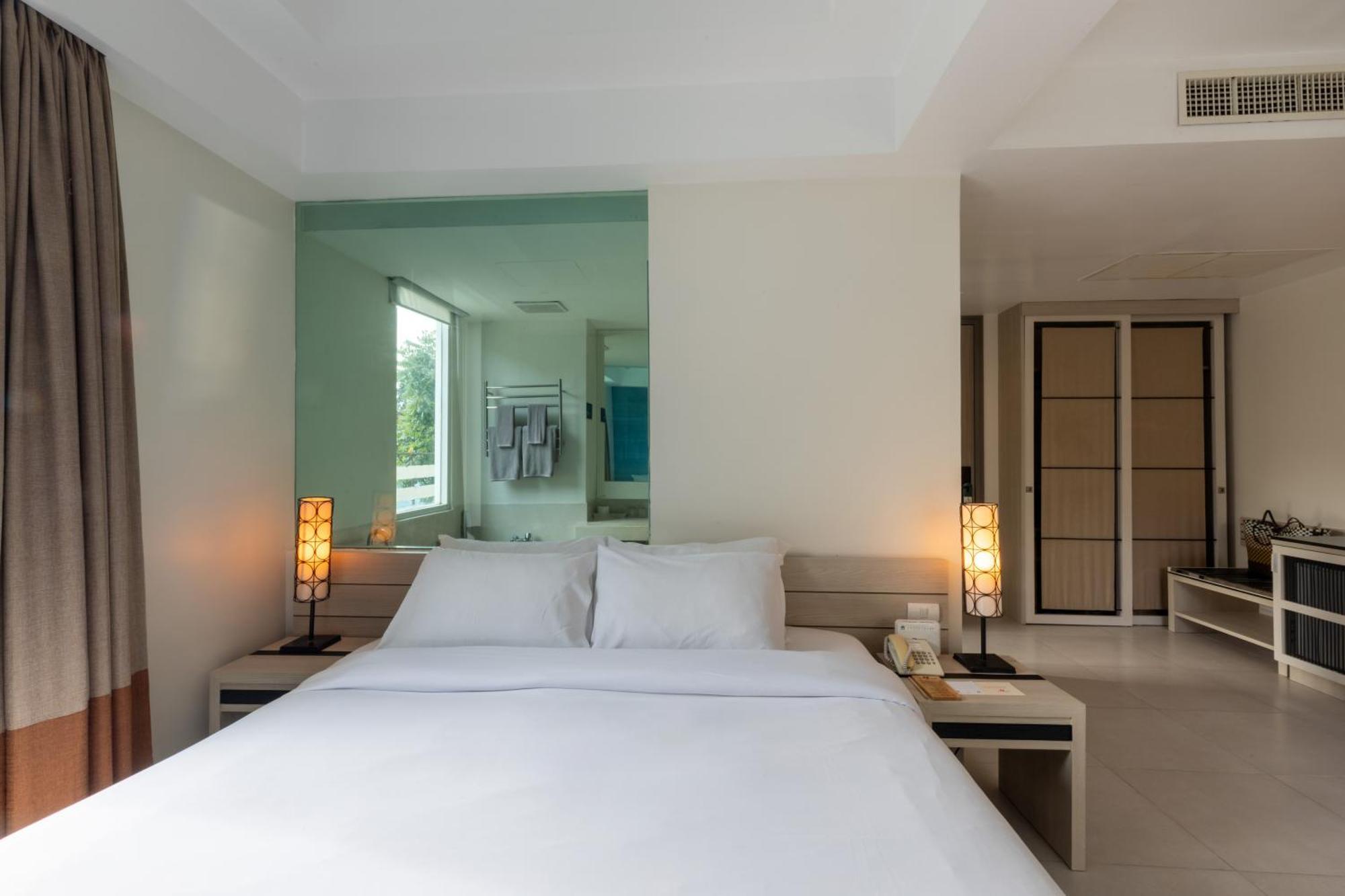 Navinda Krabi Hotel Ao Nang Exterior photo
