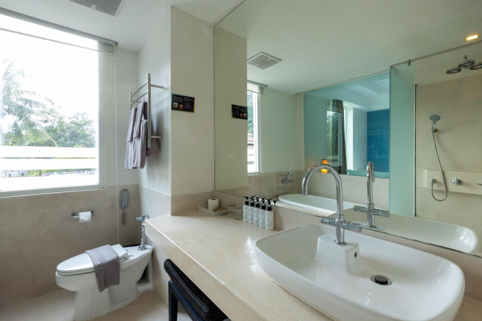Navinda Krabi Hotel Ao Nang Exterior photo