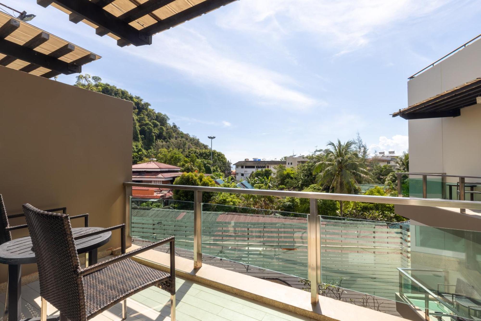Navinda Krabi Hotel Ao Nang Exterior photo