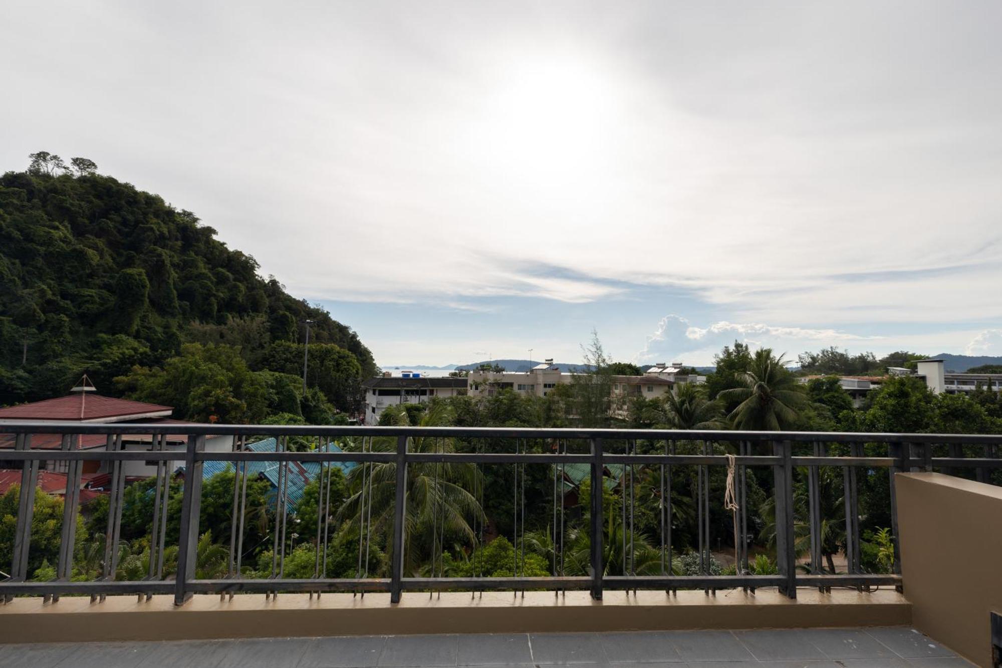 Navinda Krabi Hotel Ao Nang Exterior photo