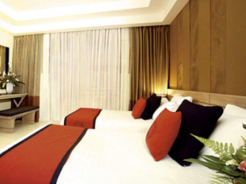 Navinda Krabi Hotel Ao Nang Exterior photo
